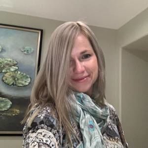 Meet your Posher, Carrie